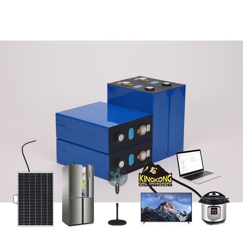 Celles prismatiques à batterie Lifepo4 de 280Ah 3.2V pour système de stockage d'énergie solaire